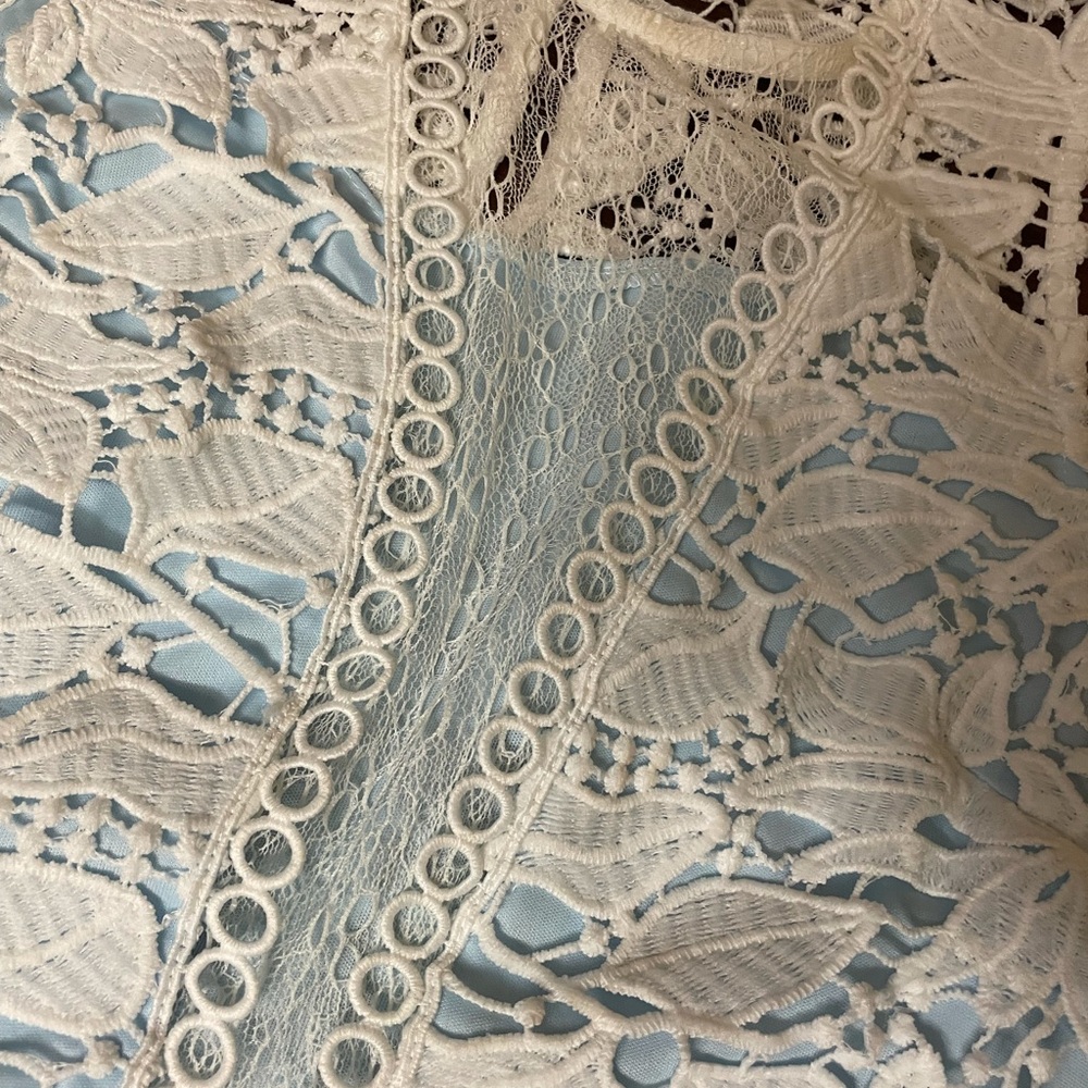 LUSH Baby Blue and White Lace Skirt and crop top! New. - Picture 11 of 13